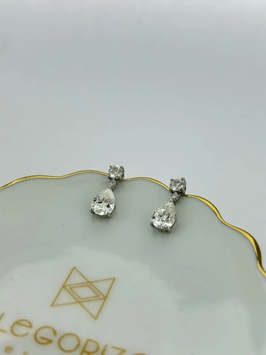 Binco Gota Moissanite com Pontos de Luz