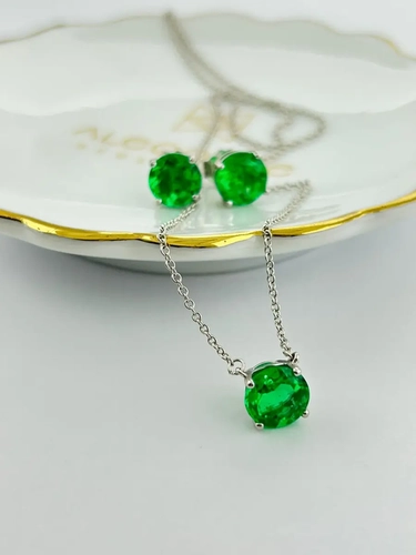 Conjunto Ponto de Luz Esmeralda Lab Grown  8MM