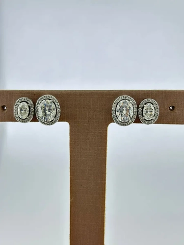 Binco Moissanite Oval  Cravejado em Volta