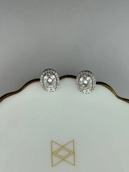 Binco Moissanite Oval  Cravejado em Volta