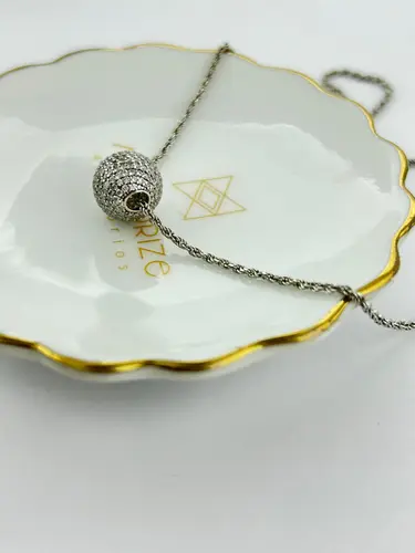 Colar Cordão Baiano com Esfera Cravejada