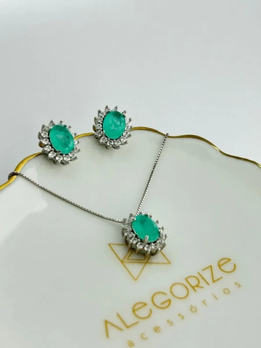 Conjunto Pedra Oval 8MM Cravejada