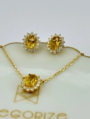 Conjunto Pedra Natural Oval Cravejado em Volta