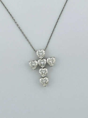 Colar Cruz de Corações em Moissanite 6 MM