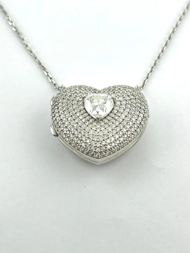 Relicário Longo Coração Moissanite