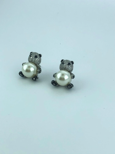 Brinco Panda Cravejado
