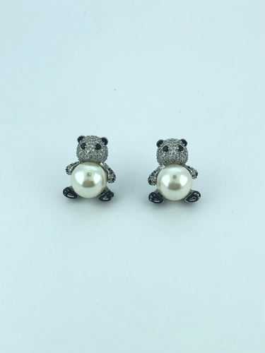 Brinco Panda Cravejado