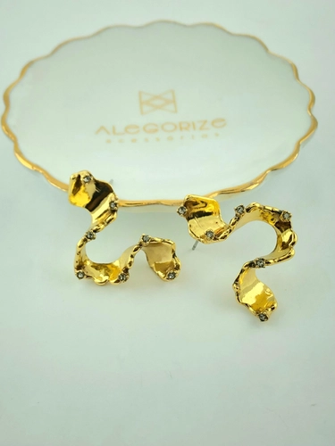 Brinco Line Organic Pontos de Luz Claudia Arbex Ouro Vintage