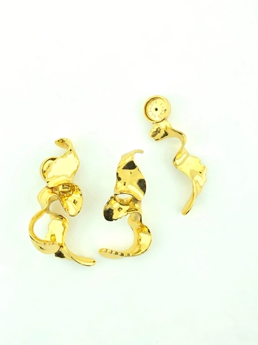 Brinco Line Organic Claudia Arbex Ouro Vintage