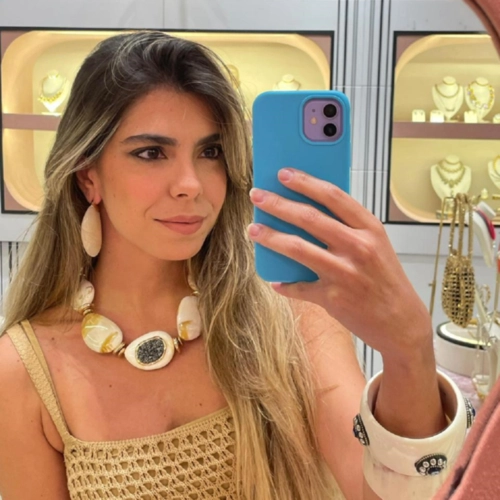 Colar Resina e Pedra Taty