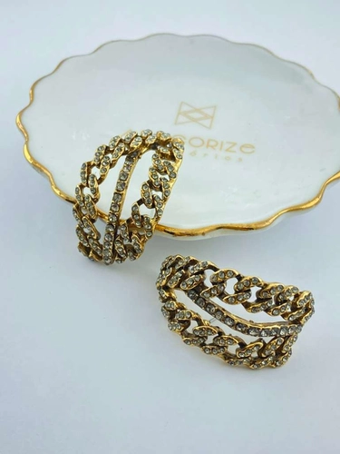 Brinco Rock Lovers Claudia Arbex Ouro Vintage